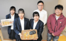 ニンジンの「コロネ」、竹炭入り「メロンパン」…高校生考案のパン、群馬・伊勢崎市で10日発売