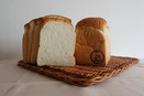 神戸人気店が仕掛ける800円の高級食パン