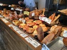 【パン】外サックリで中モッチモチ！絶品“パン・ド・ロデヴ”をシェアしたい、葛西「gonno bakery market」