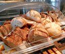 【パン好き注目】ベーカリーの焼き立てパン食べ放題！ 東京・中目黒「タバーン」のビュッフェランチが素晴らしい!!