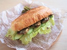 秋刀魚とパンが合う。三枚におろす方法も紹介する「秋刀魚サンド」のレシピ