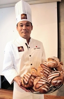 パン会社「ドンク」が世界大会出品の“逸品”販売