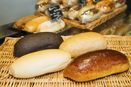 4種類のパンを使い分ける！「iacoupe」のコッペパンを食べ比べ