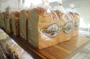 横浜・元町で130年！ 日本最古の伝統を引き継ぐノッポの山食パン／ウチキパン