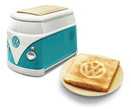 「ワーゲンバス」型トースター登場--焼きあがったパンには「VW」マーク！
