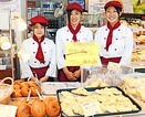 開発２商品が大好評　“福島南高生のパン店”プレオープン