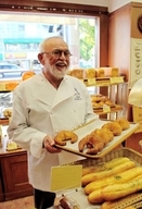 「ビゴの店」オーナーのパン職人　来日５０年、芦屋市民文化賞