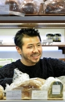 ＜天職ですか＞　糖質制限パンを開発・竹田圭佑さん