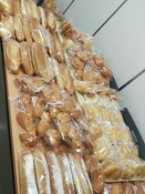 交通事情で死ぬほどパンが余った北海道のパン屋さん　「おいパン食わねぇか」の呼びかけで大逆転売り切れを果たす