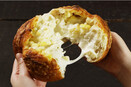 【チーズたっぷり！リピーター続出！】「Heart Bread ANTIQUE(ハートブレッドアンティーク)」が惣菜パン人気No.1「のび～るとろりんチーズフランス」のチーズを3種から5種にリニューアル