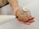 新感覚クリームパンが埼玉県鴻巣市の食パン専門店から登場！ 人気の食パン生地を使ったしぼりたて 生くりーむパン「まほしゅー」が6月25日発売